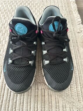 NIKE Metcon 4’s women’s sneakers